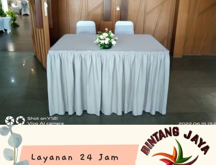 Jual Sarung Kursi & Meja Kotak Cover Putih Area Jakarta
