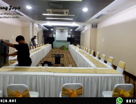 Jasa Pembuatan Taplak Meja Jenis Ketat Daerah Banyumanik Semarang