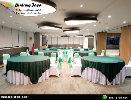 Menyewakan Sarung Kursi Dan Taplak Meja Bersih Wangi di Jakarta