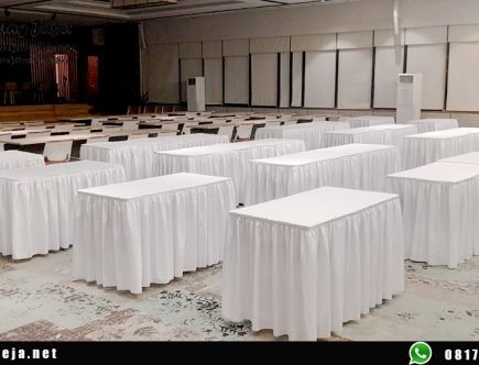 Jual Taplak Meja Kotak Skirting Putih Menawan Jakarta