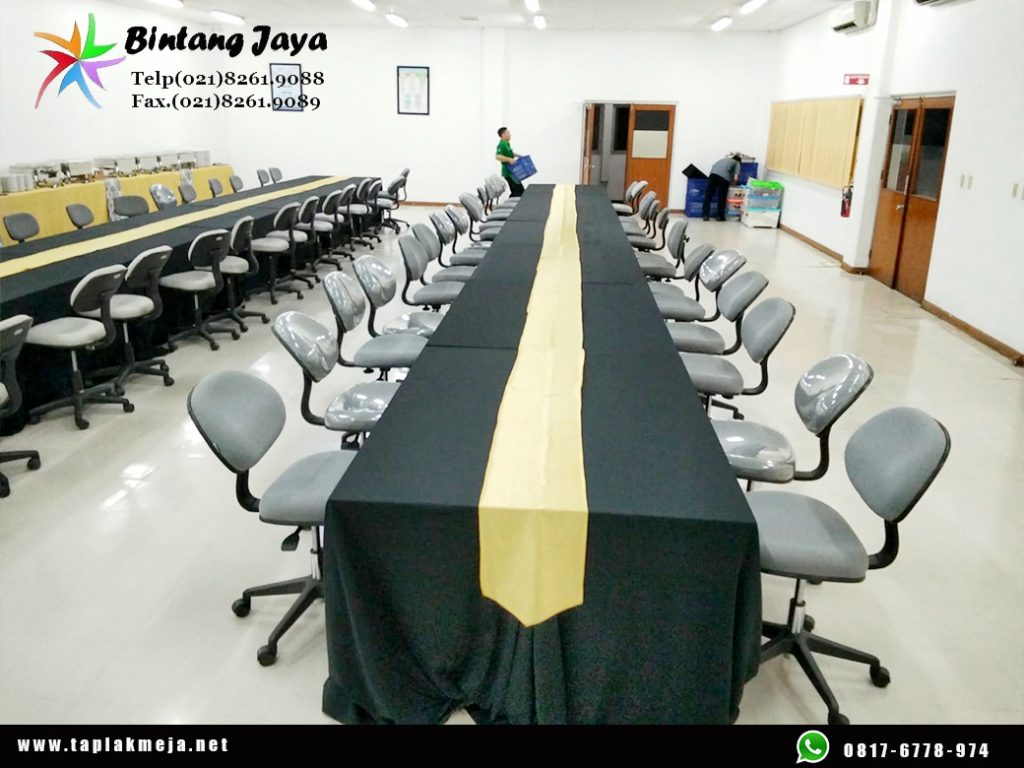 Pembuatan Taplak Meja Kotak Tebar Hitam Jakarta