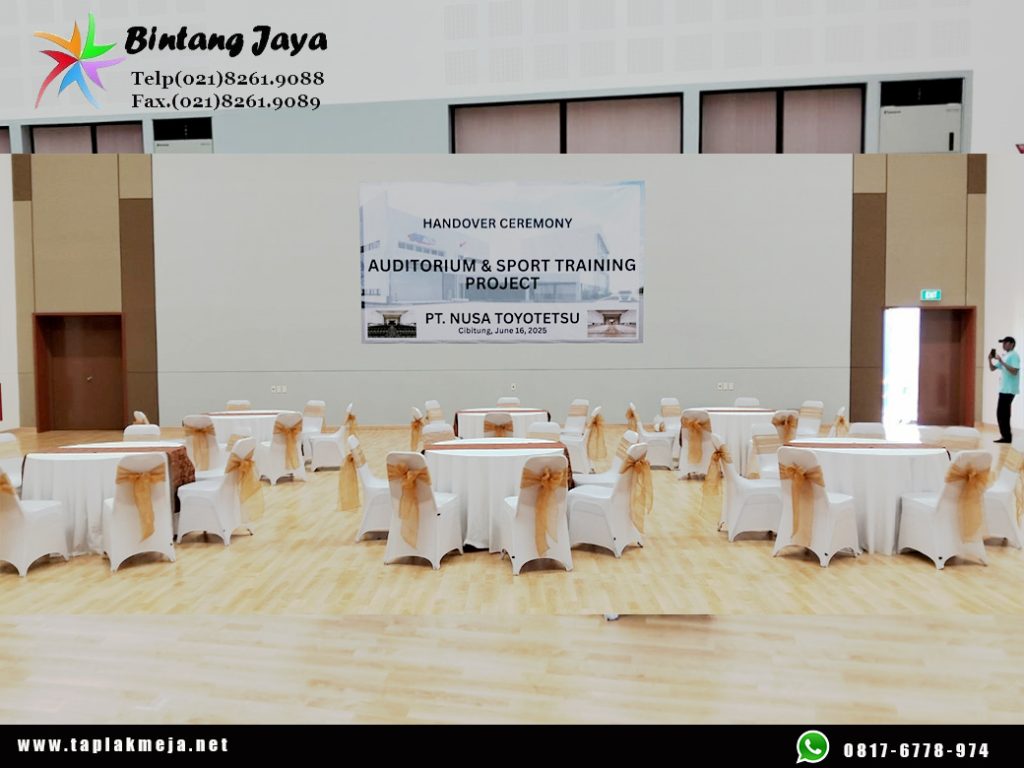 Konveksi sarung kursi Jenis ketat Putih Include Pita Jakarta