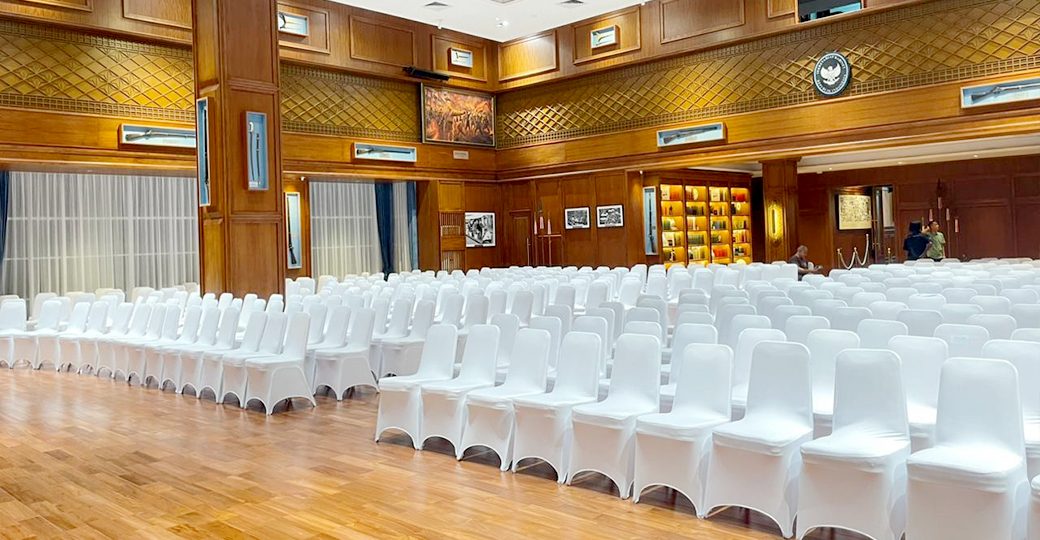 Konveksi sarung kursi ketat Stretch Putih Bandung