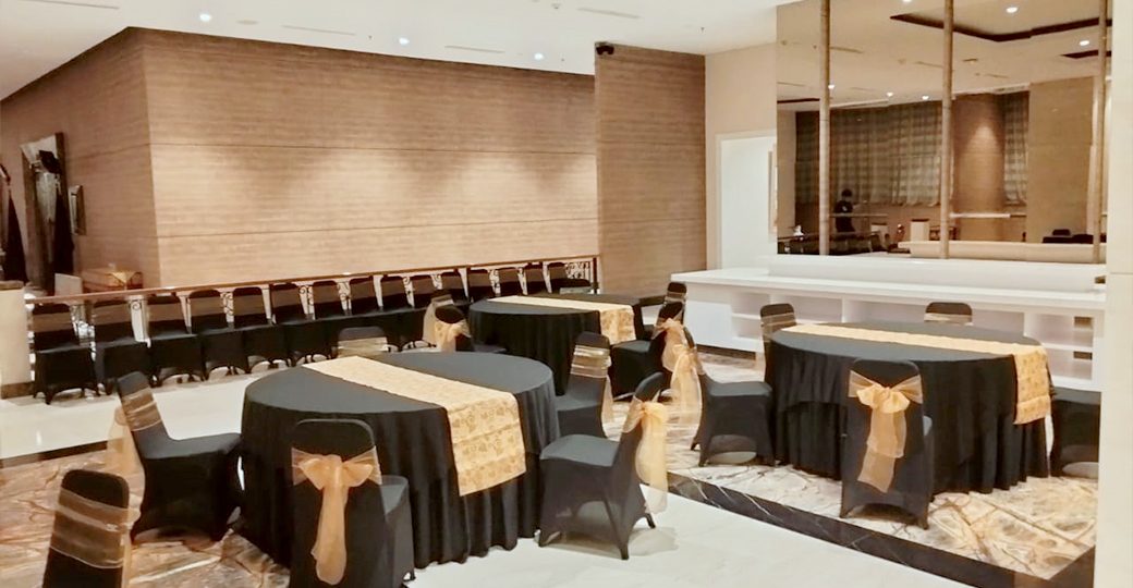 Pasar taplak meja hitam include runner termurah Di Jakarta